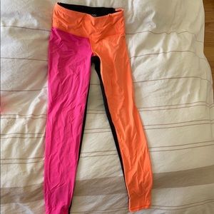 VSX workout leggings
